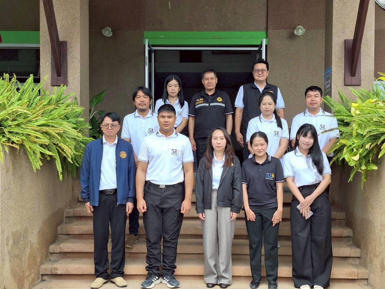 title - ผู้ตรวจราชการ ส.ป.ก. ลงพื้นที่จังหวัดเลย ประชุมติดตามความก้าวหน้าผลการดำเนินงาน พร้อมตรวจเยี่ยมให้กำลังใจเกษตรกรชาวสวนไม้ผล 